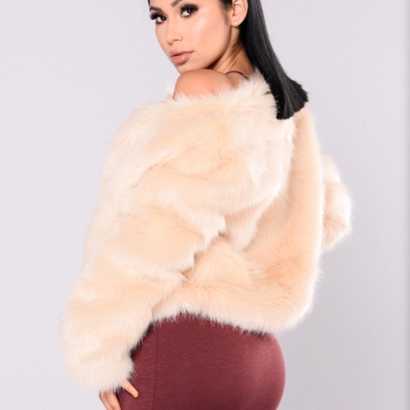 Fur jacket - Picture 3 of 8